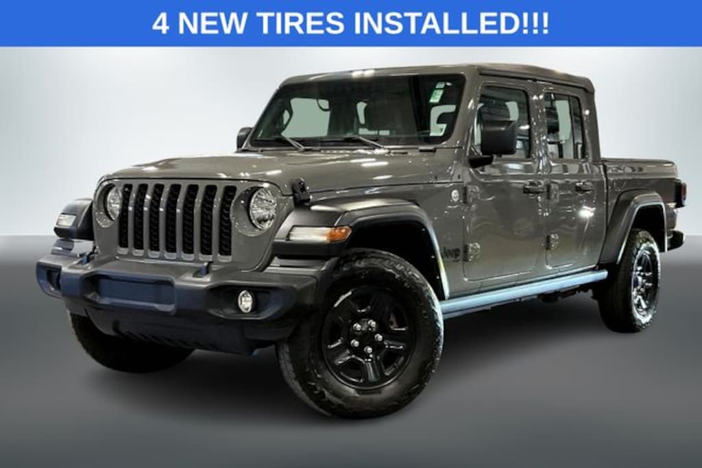 Used 2021 Jeep Gladiator Sport Truck