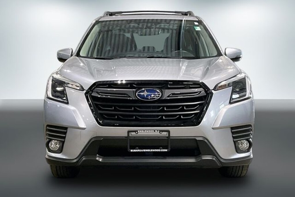 Used 2023 Subaru Forester Limited SUV