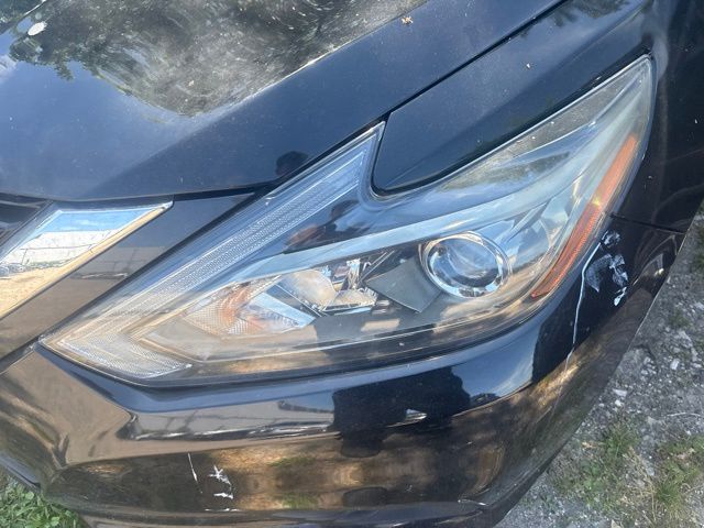 Used 2018 Nissan Altima SR with VIN 1N4AL3AP2JC172271 for sale in Englewood, NJ