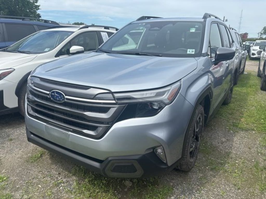 Used 2025 Subaru Forester Limited SUV