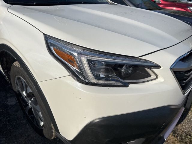 2022 Subaru Outback Limited photo 2