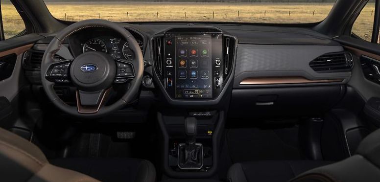 2025_Subaru_Forester_44__mid.jpg