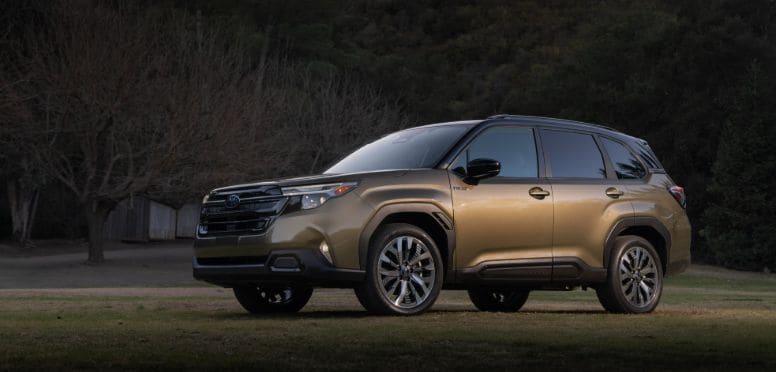 2025_Subaru_ForesterHybrid_01%20(1).jpg