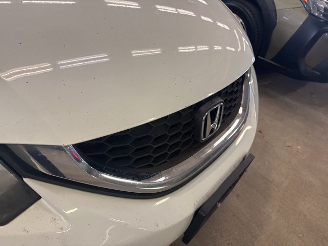 2013 Honda Civic LX photo 3