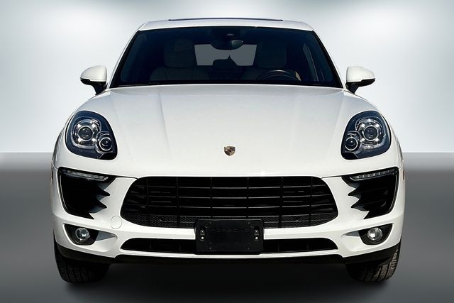 2018 Porsche Macan Base photo 2