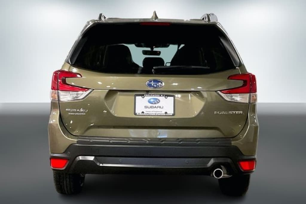 Used 2023 Subaru Forester Limited SUV