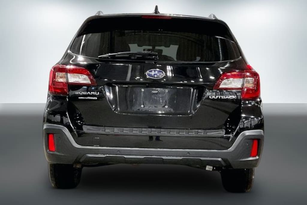 Used 2018 Subaru Outback 2.5i SUV