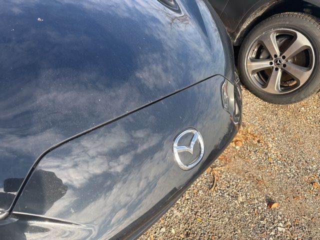 2023 Mazda MX-5 Miata Miata Sport photo 2