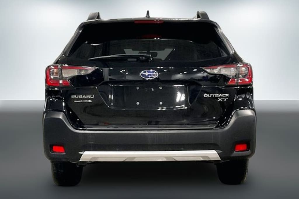 Used 2023 Subaru Outback Limited XT SUV