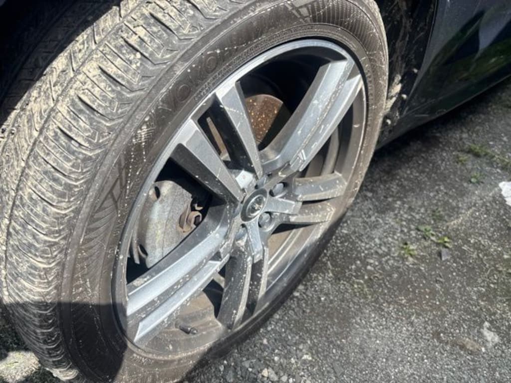 Used 2020 Volvo XC60 T6 Momentum SUV