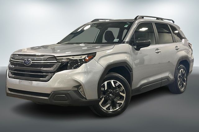 2025 Subaru Forester Premium photo 3