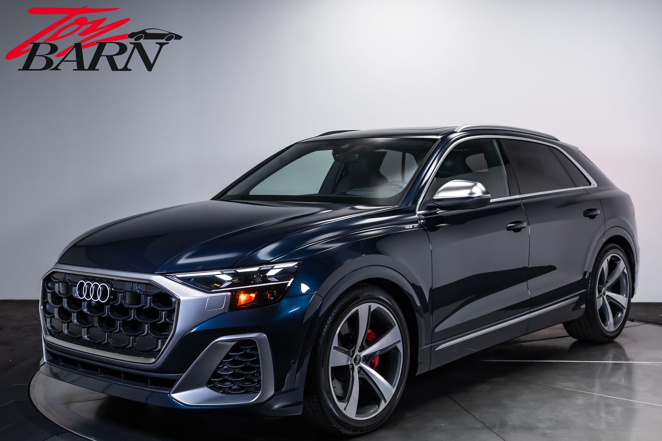 2024 Audi SQ8