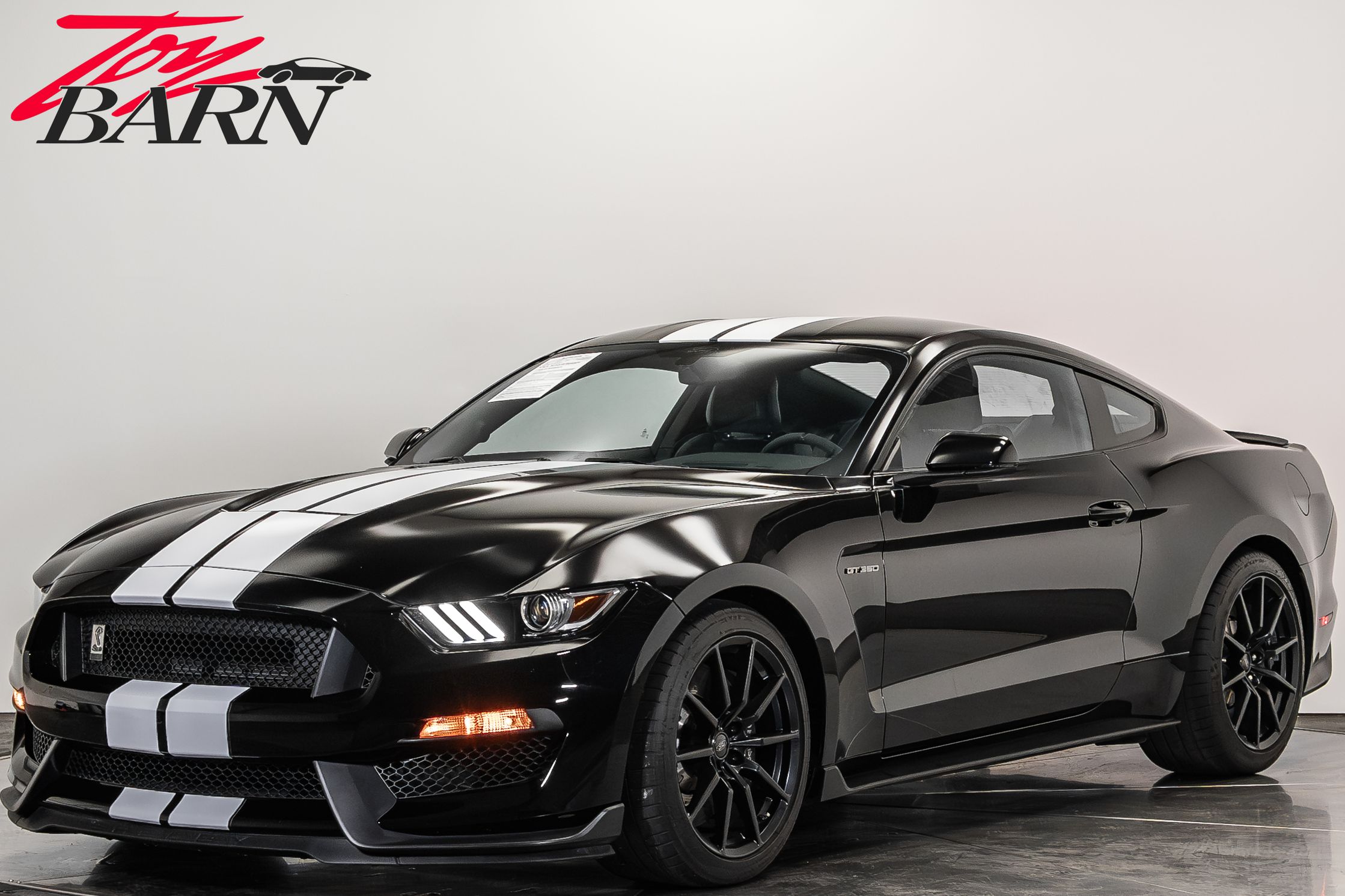 2016 Ford Mustang Shelby GT350's photo