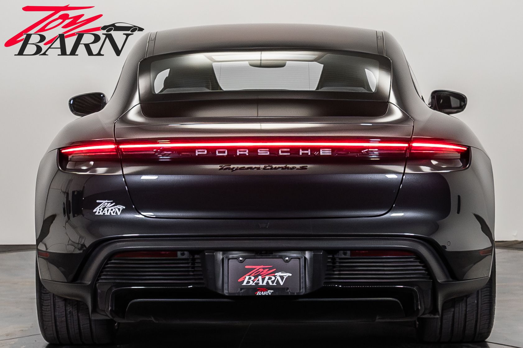 2021 Porsche Taycan Turbo S photo 4