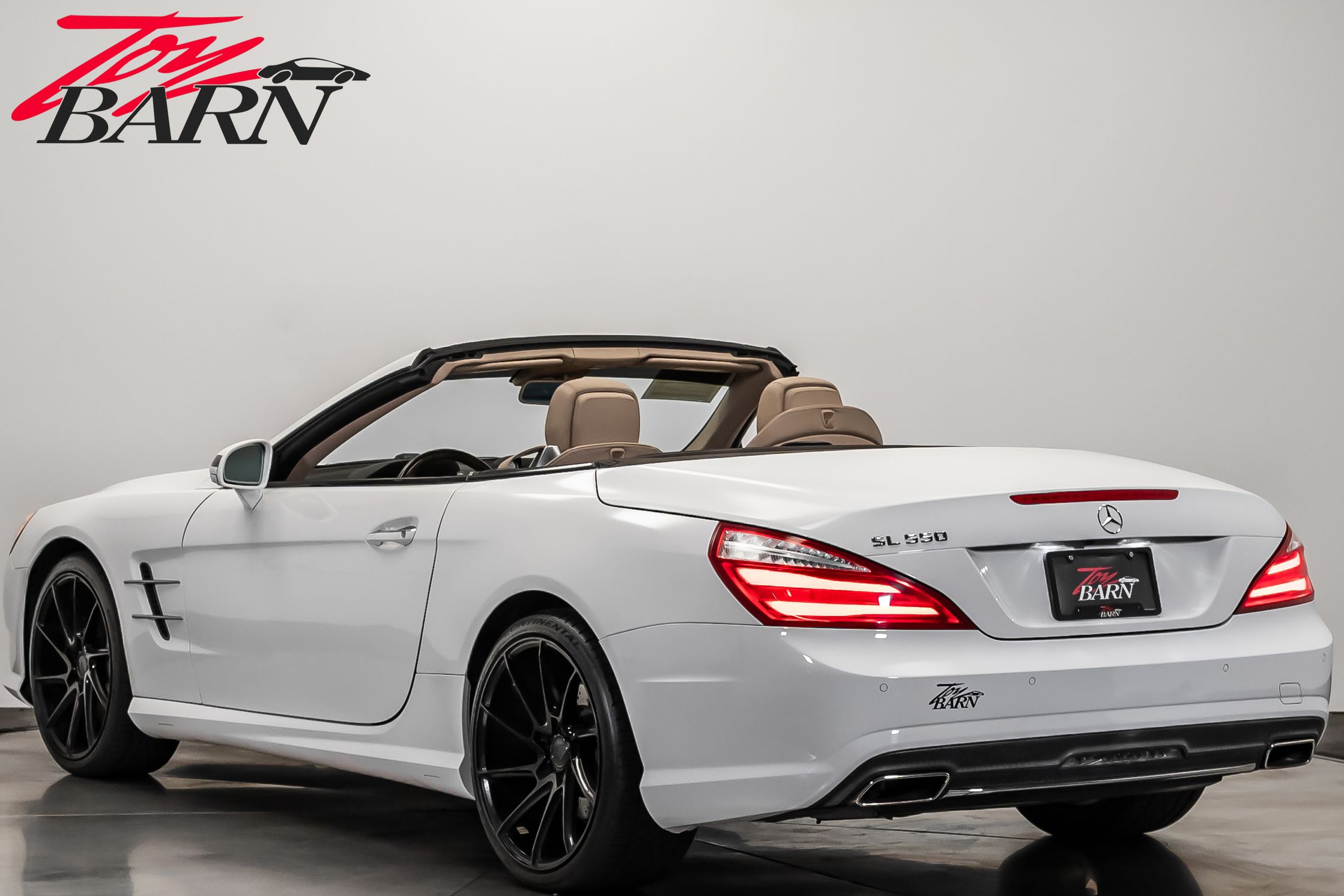 2015 Mercedes Benz SL 550 AMG photo 3