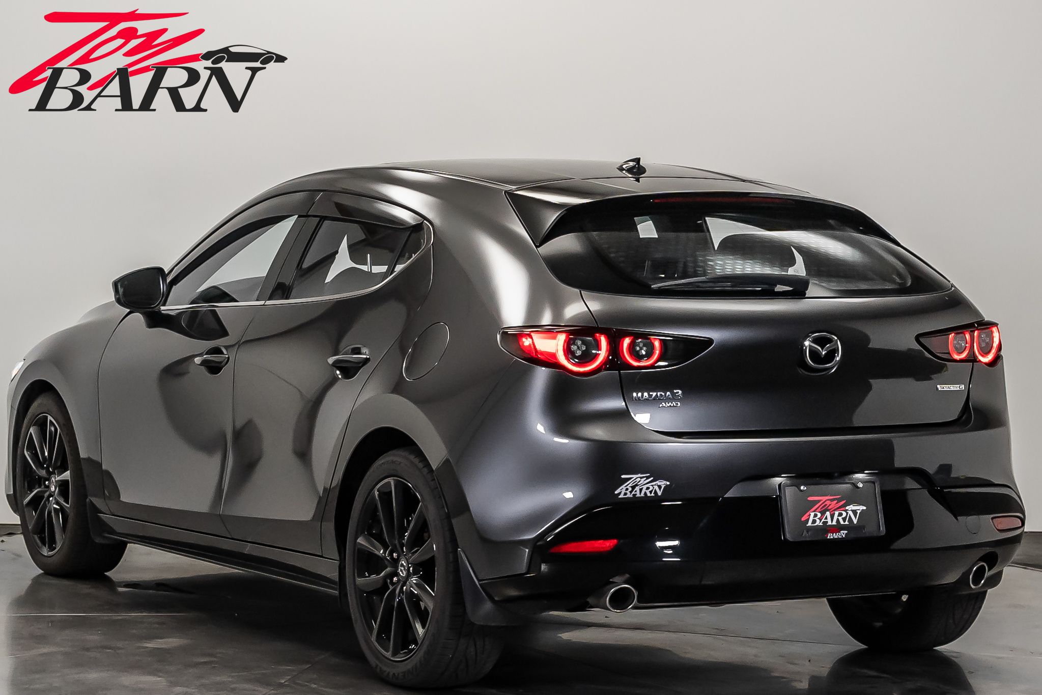 2019 Mazda Mazda3 Premium photo 3