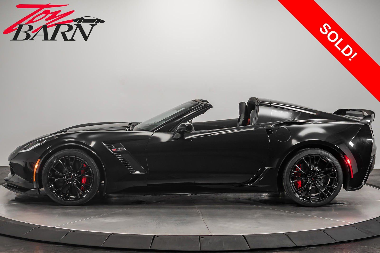洋楽 COLBERT HAMILTON - LONG BLACK SHINY CAR Used 2024 Chevrolet Corvette Z06 Convertible 3LZ Ultimate