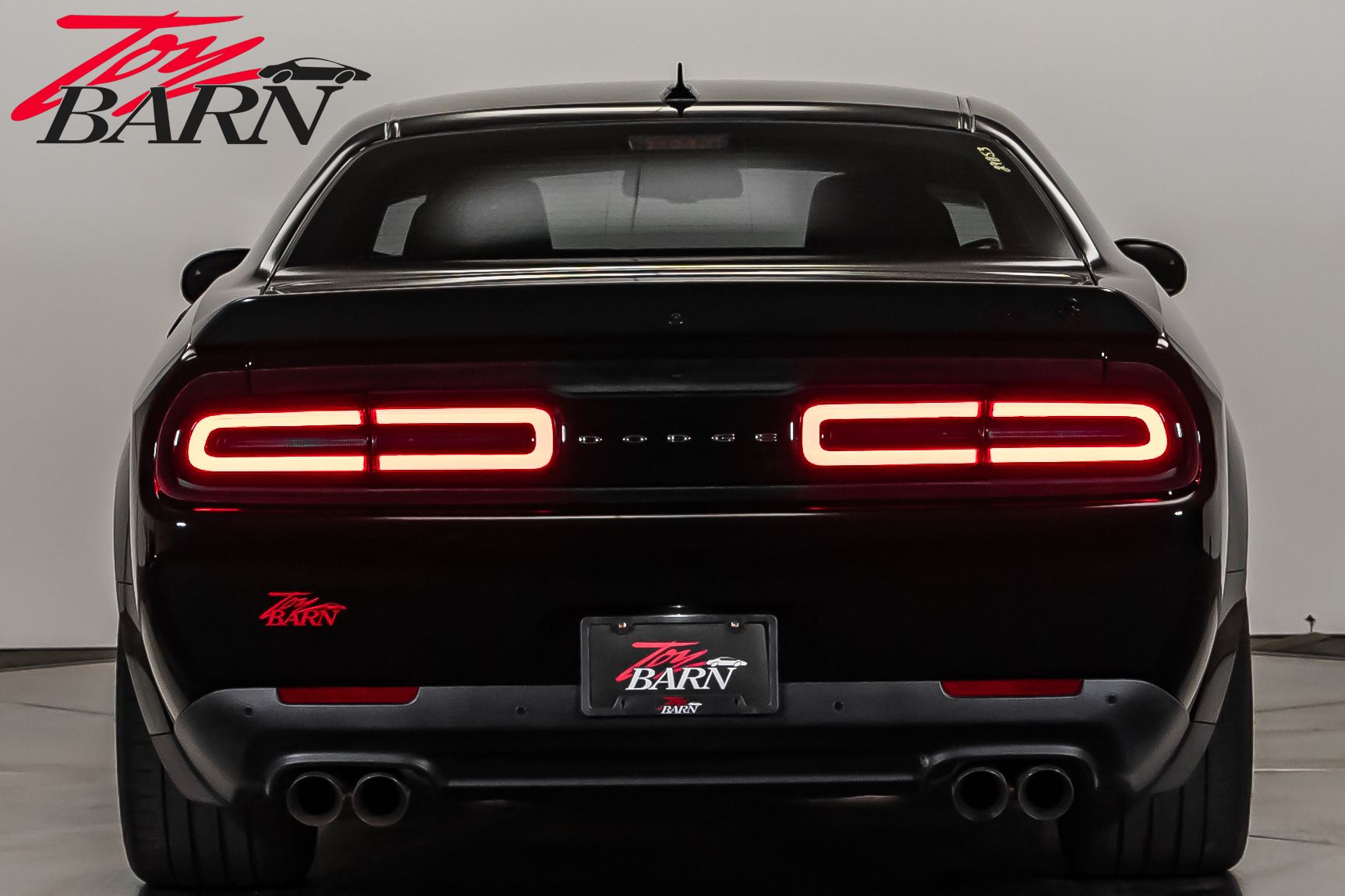 2023 Dodge Challenger SRT8 Hellcat Widebody photo 4