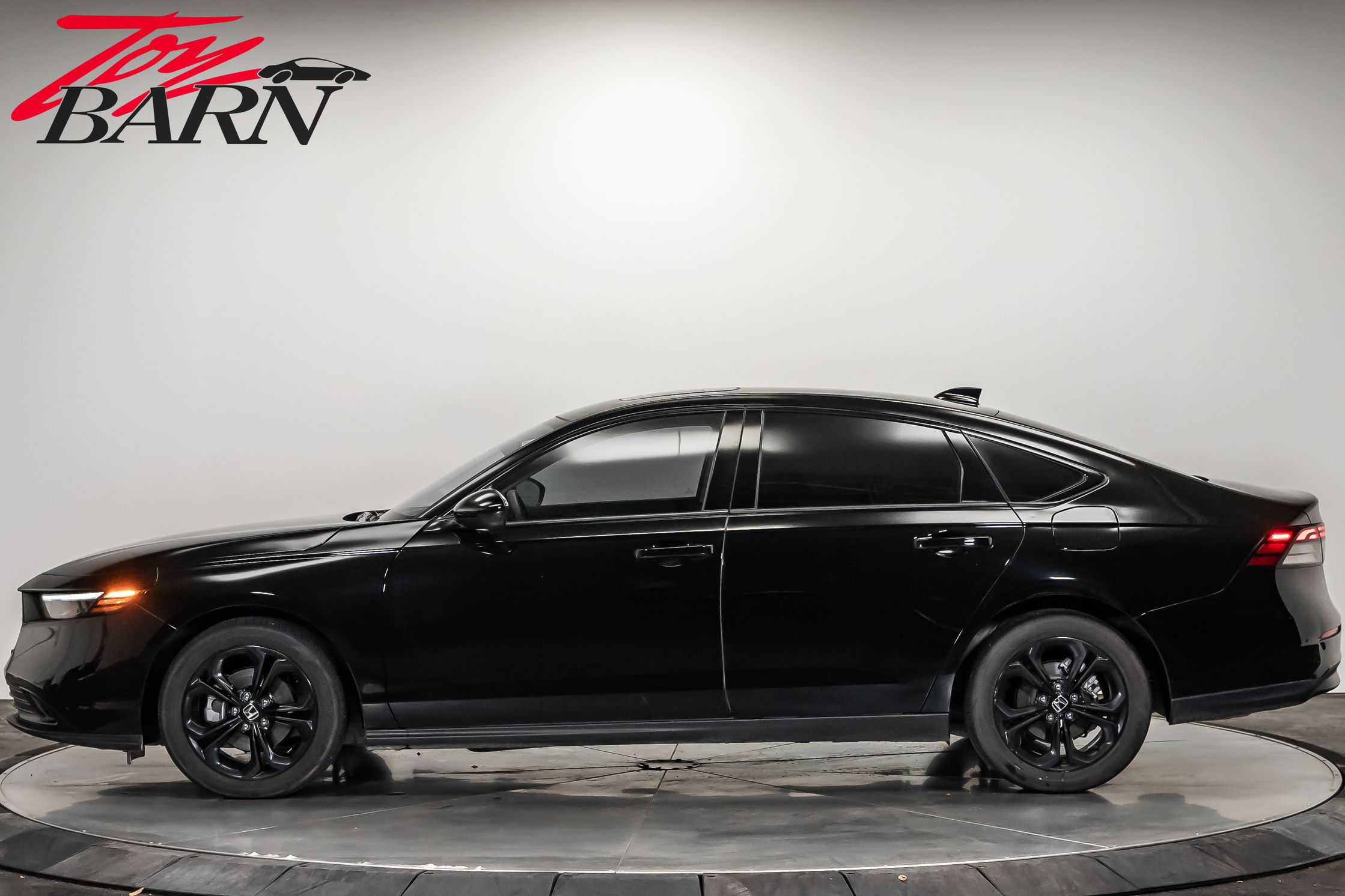 2025 Honda Accord SE photo 2