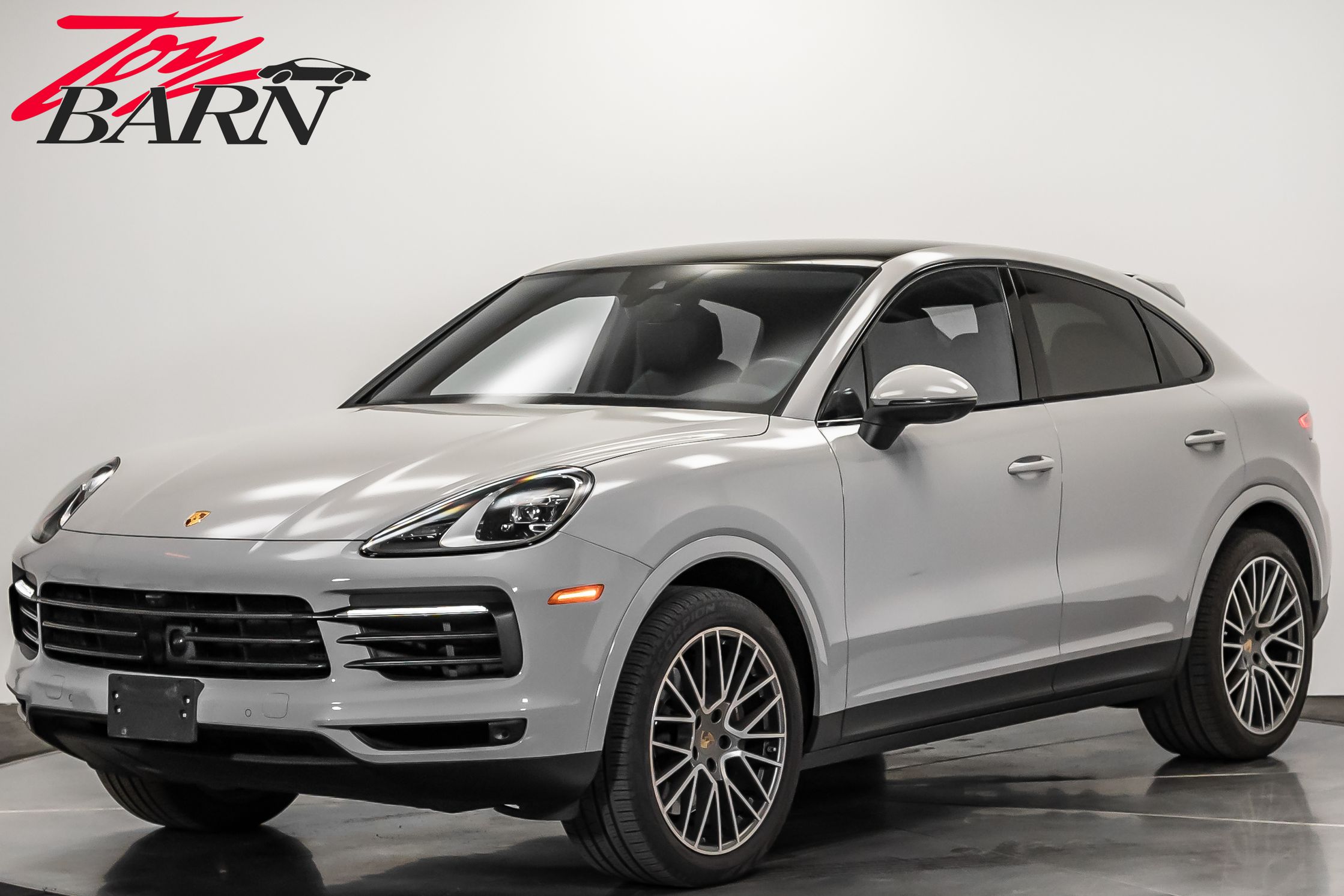 2023 Porsche Cayenne Coup Platinum Edition's photo
