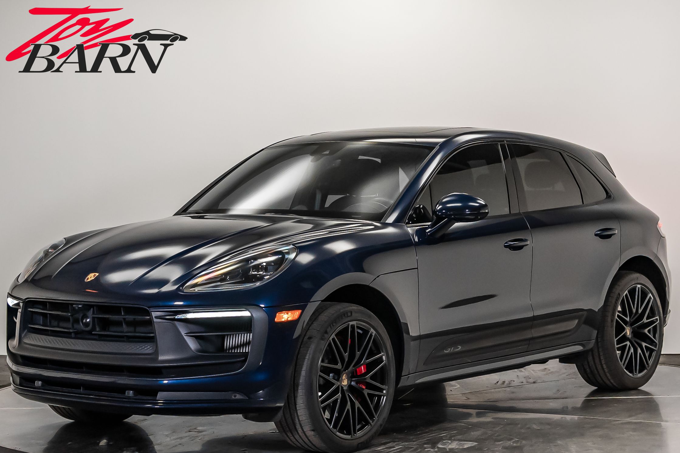2023 Porsche Macan GTS's photo