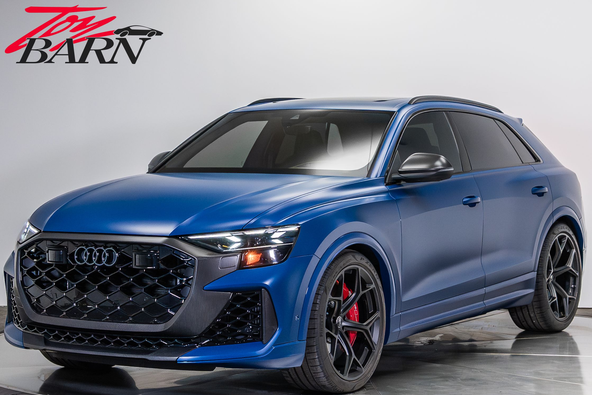 2025 Audi RS Q8 Base