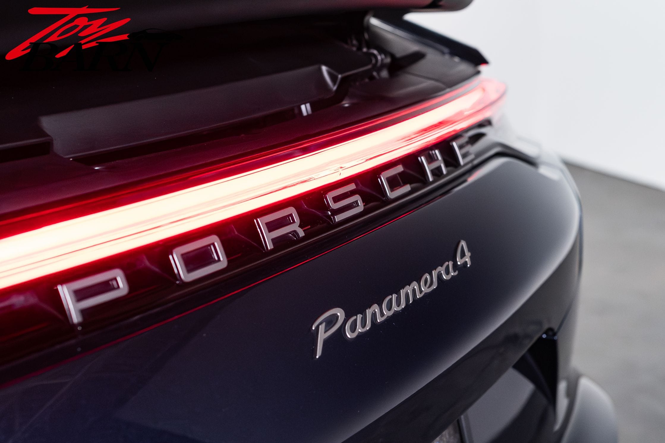 2022 Porsche Panamera Platinum Edition - Photo 13