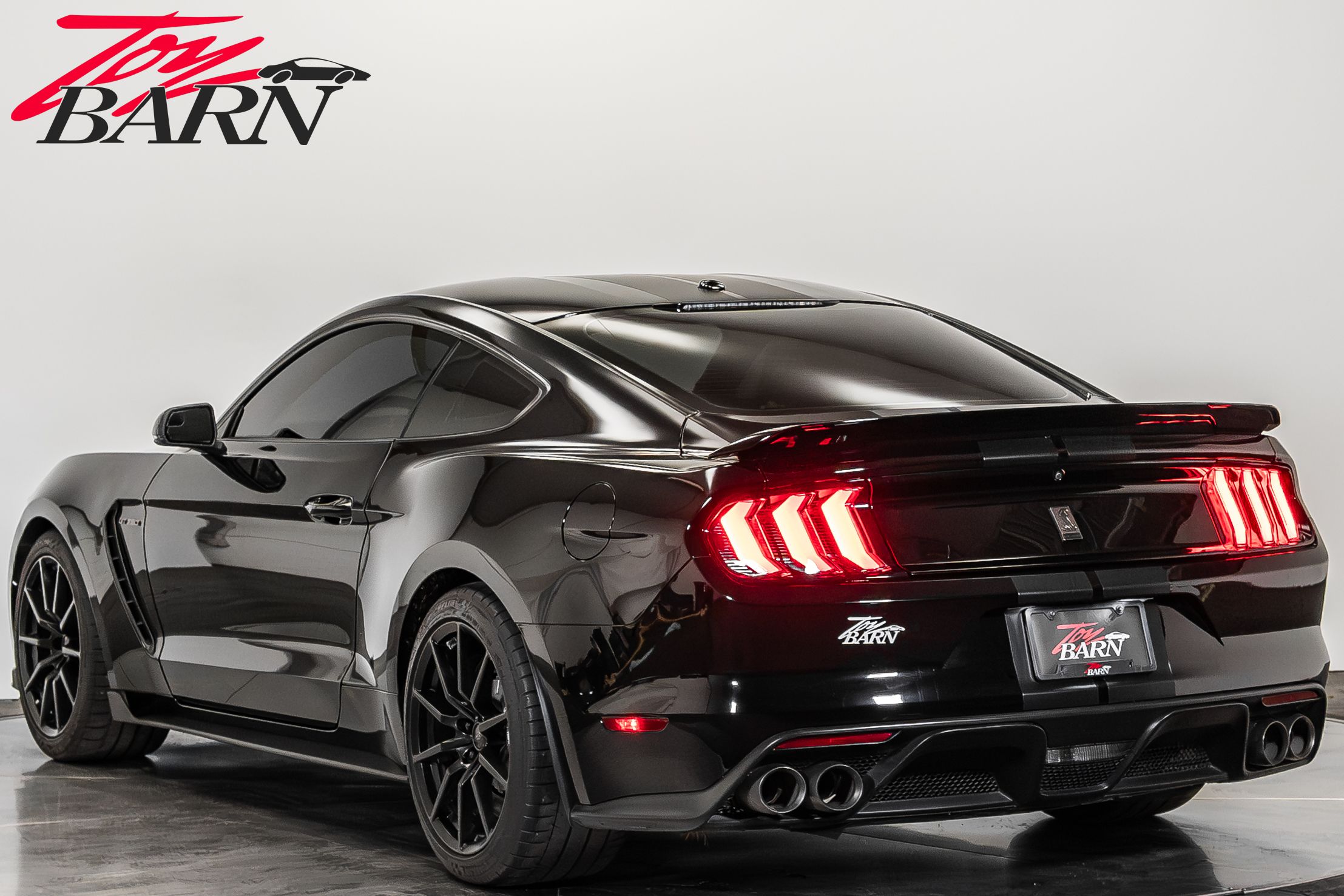 2018 Ford Mustang Shelby photo 3