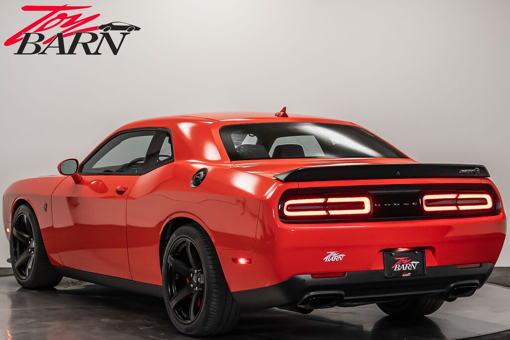 Used 2017 Dodge Challenger SRT Hellcat Coupe