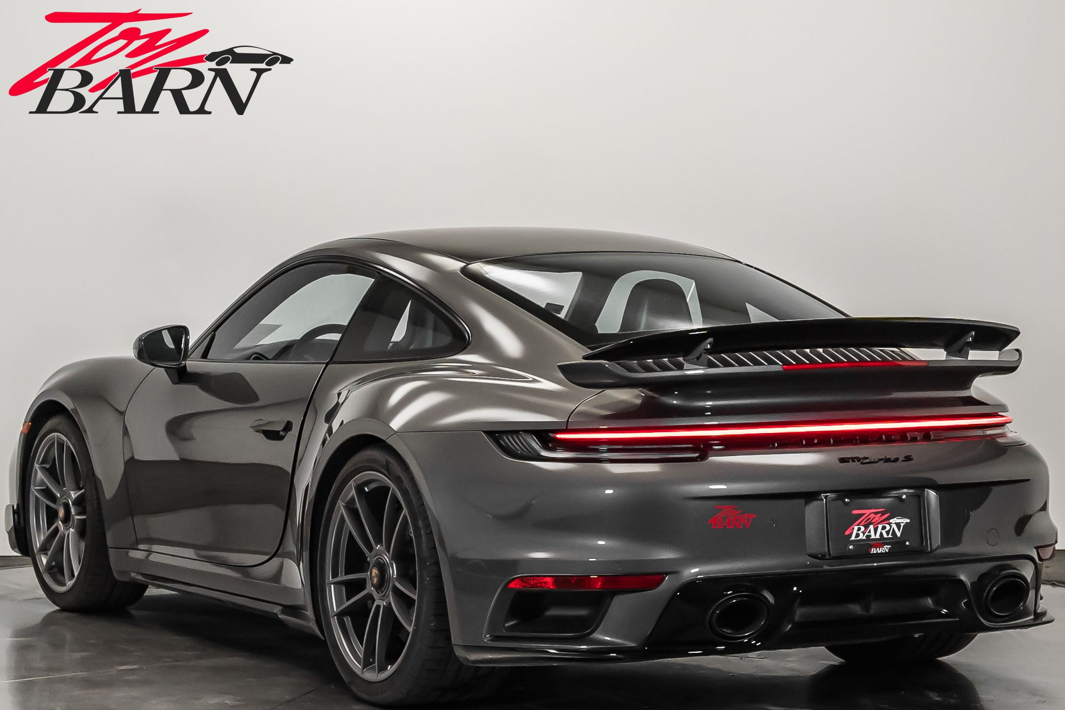2023 Porsche 911 Turbo S photo 3