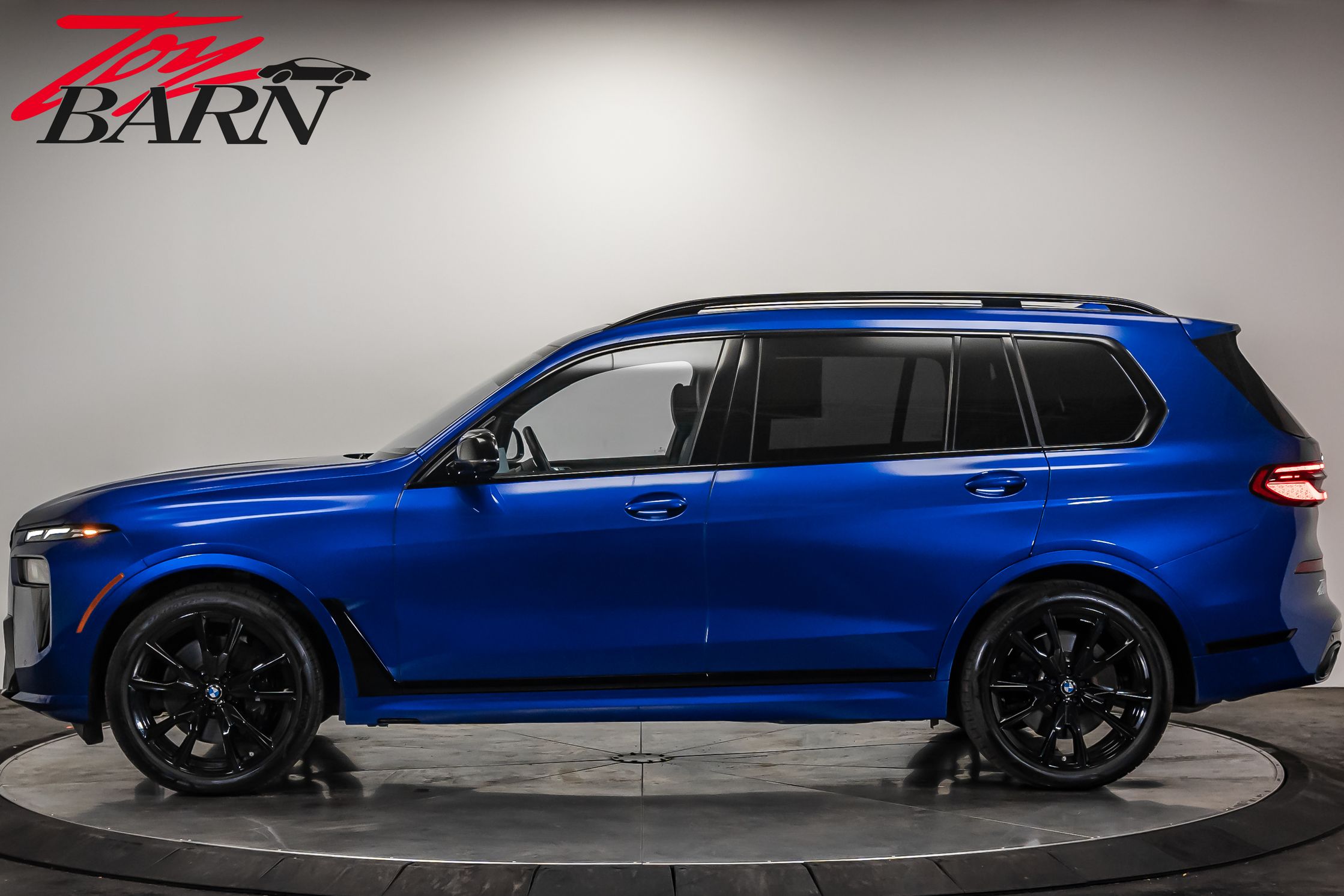 2023 Bmw X7 M60i photo 2