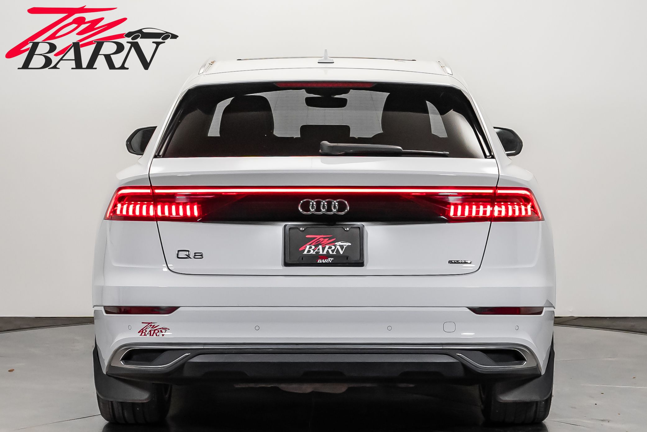 2023 Audi Q8 Prestige photo 4