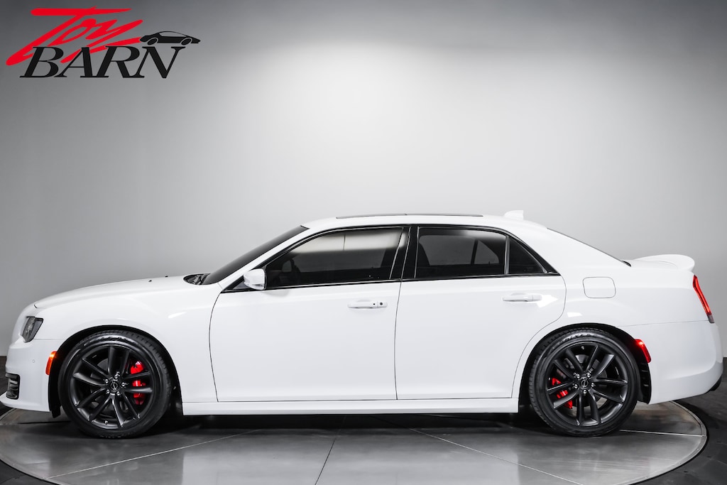 Used 2023 Chrysler 300 C Hemi 485HP Sedan