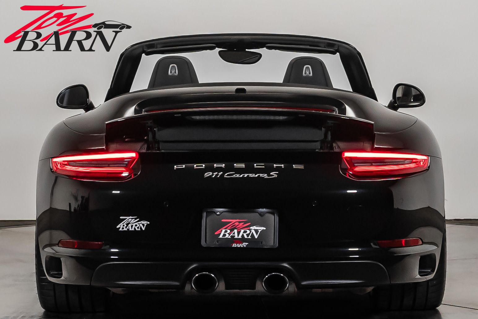 2017 Porsche 911 S Cabriolet photo 4