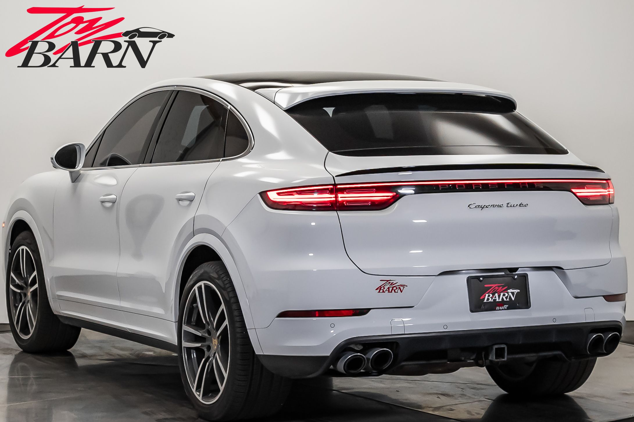 2020 Porsche Cayenne Turbo Coupe photo 3
