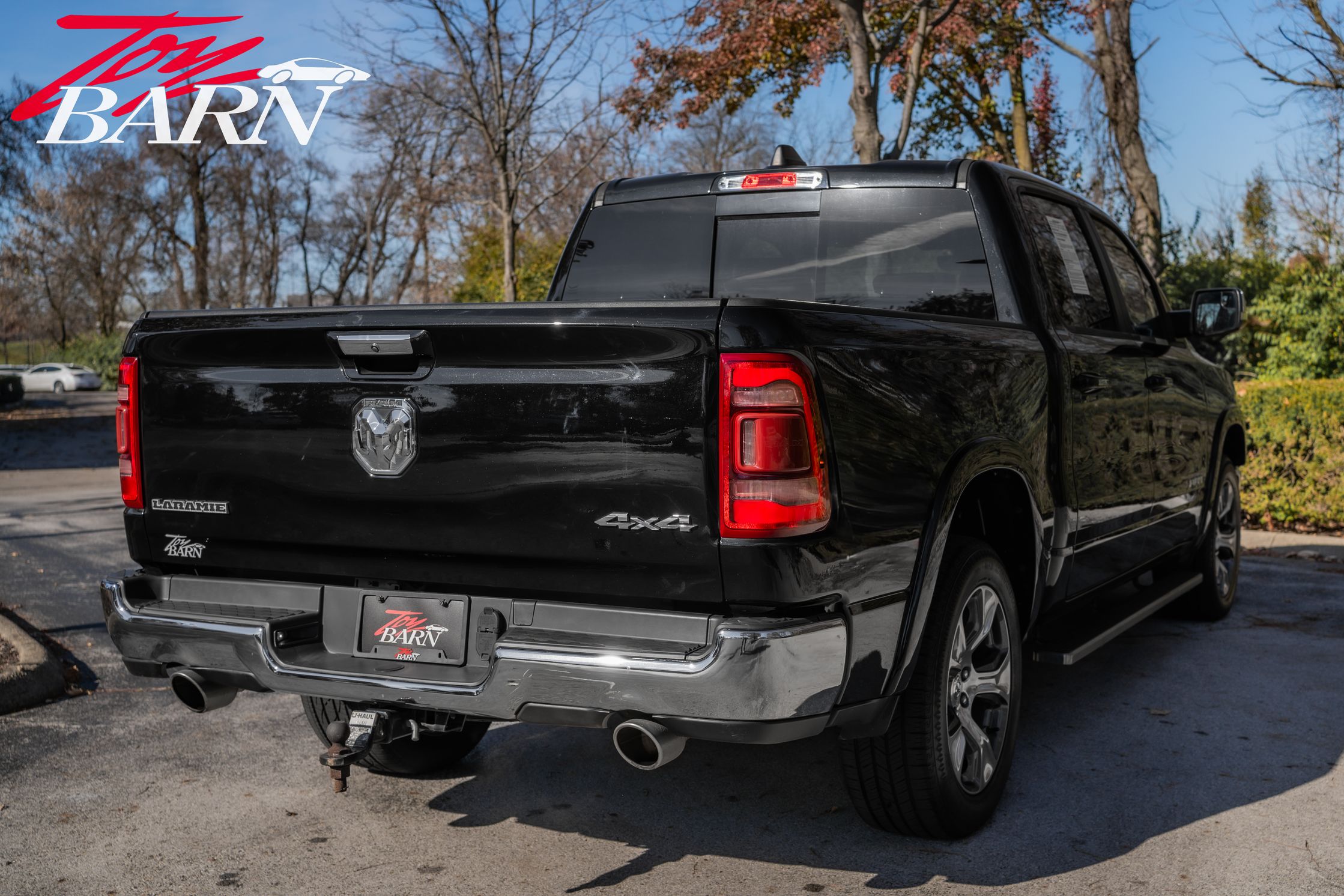 2020 Ram 1500 Laramie photo 3