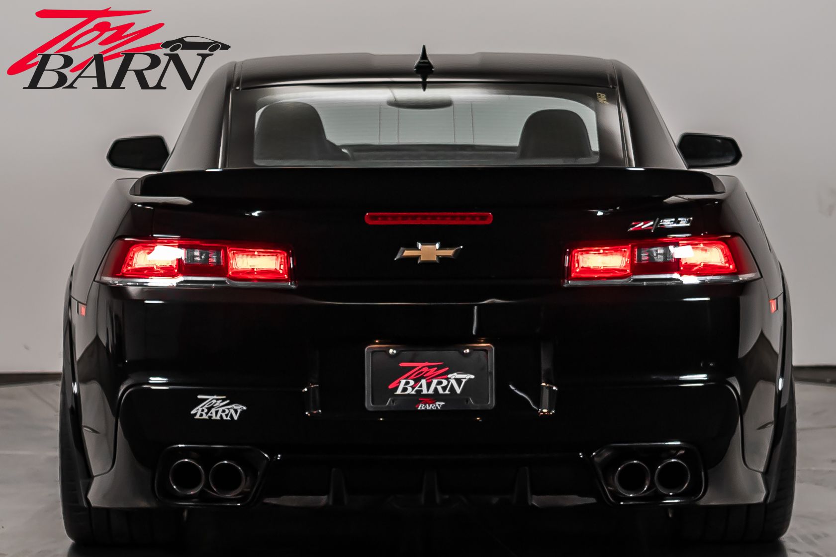 2015 Chevrolet Camaro photo 4