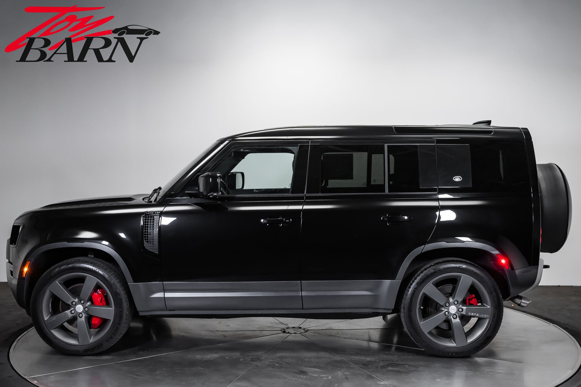 Used 2024 Land Rover Defender 110 V8 P500 SE $110K MSRP! SUV