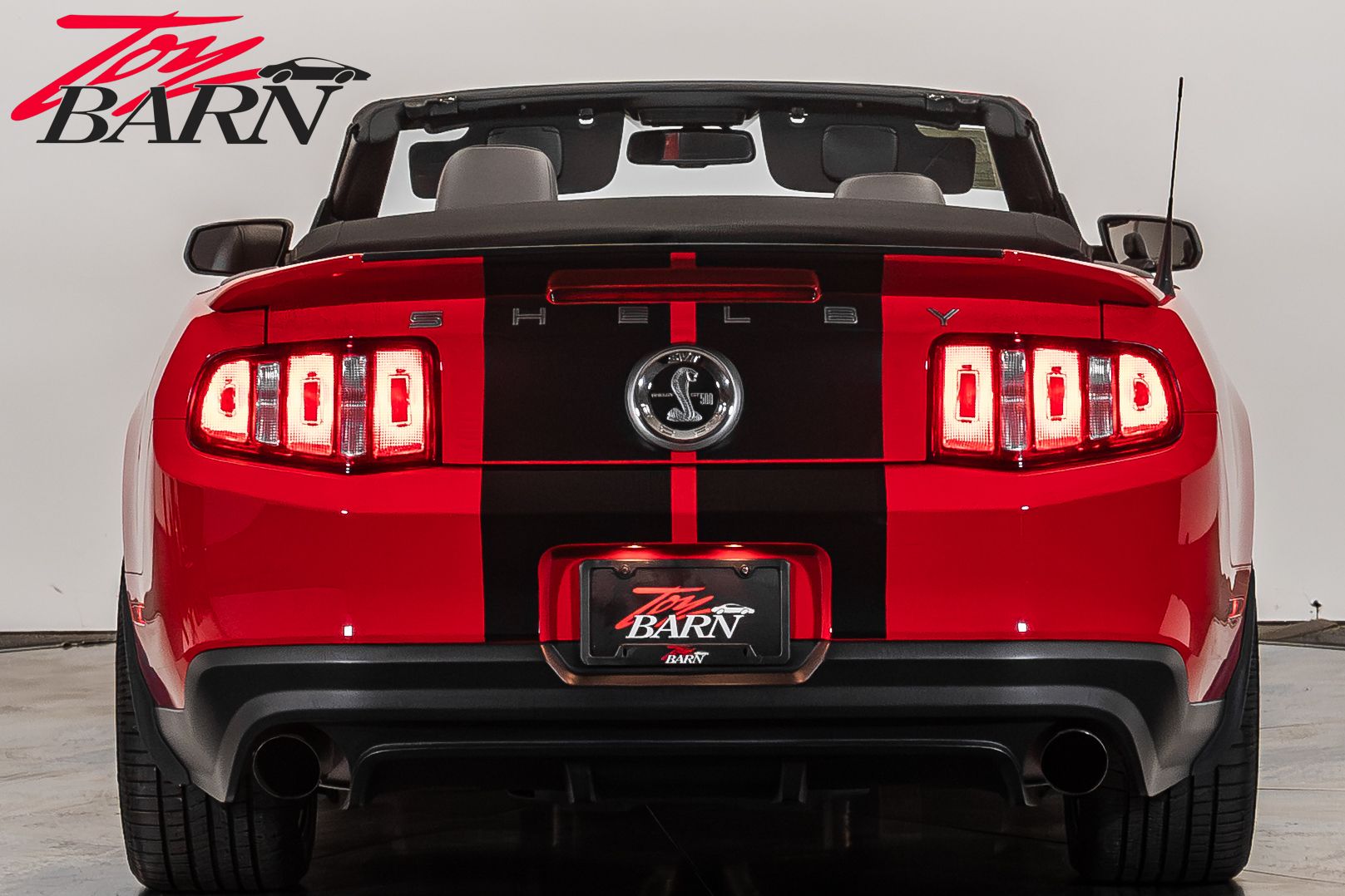 2010 Ford Mustang Shelby GT photo 4