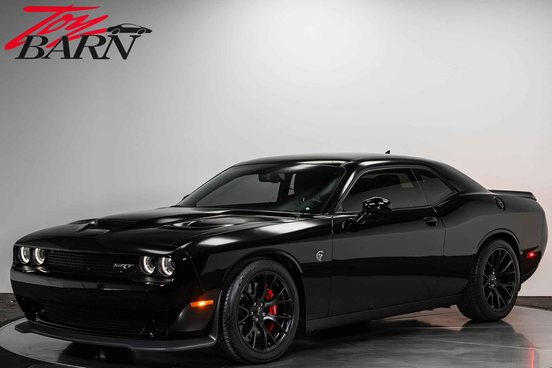 2015 Dodge Challenger SRT Hellcat's photo