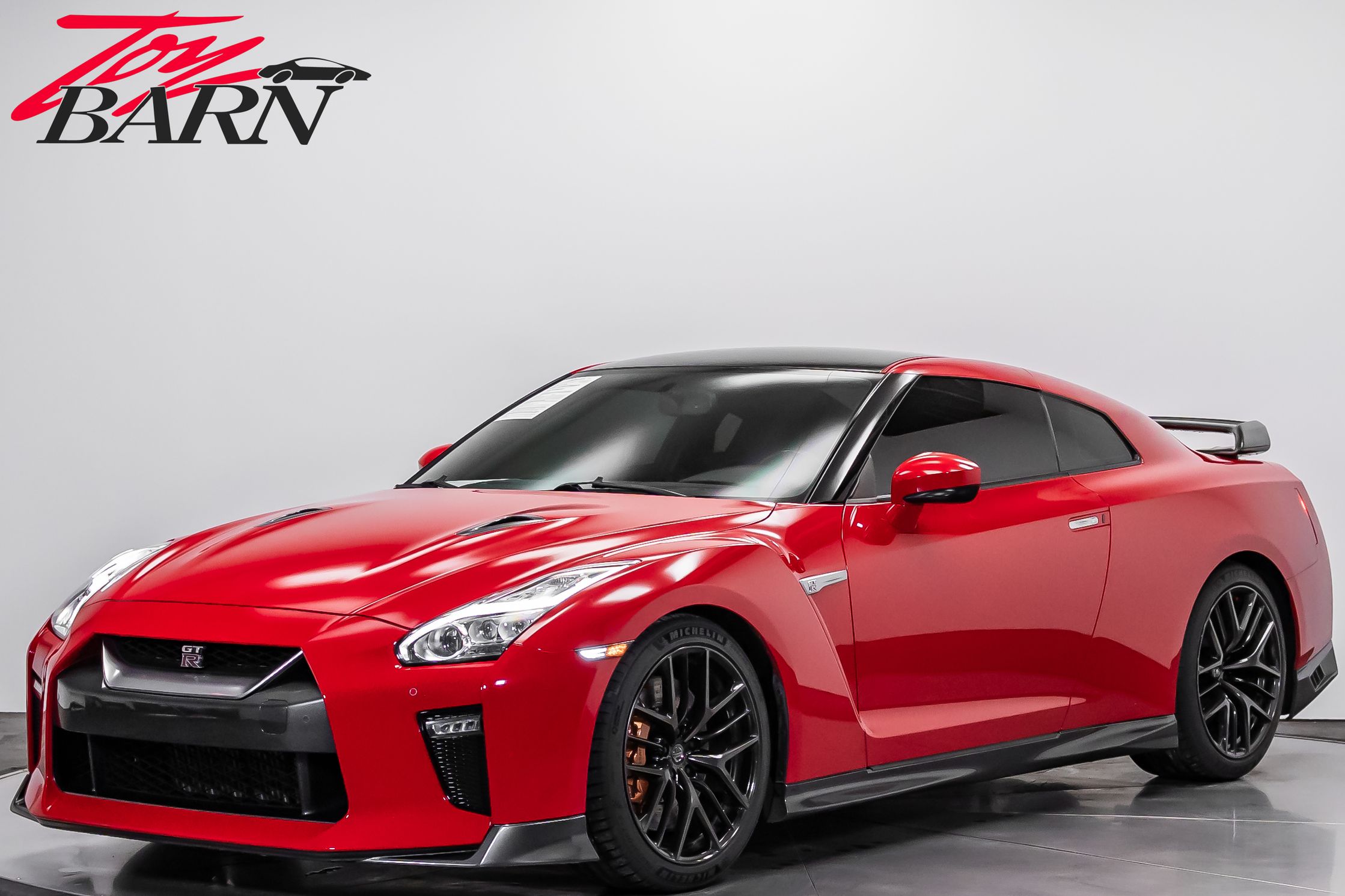 2018 Nissan GT-R Premium's photo