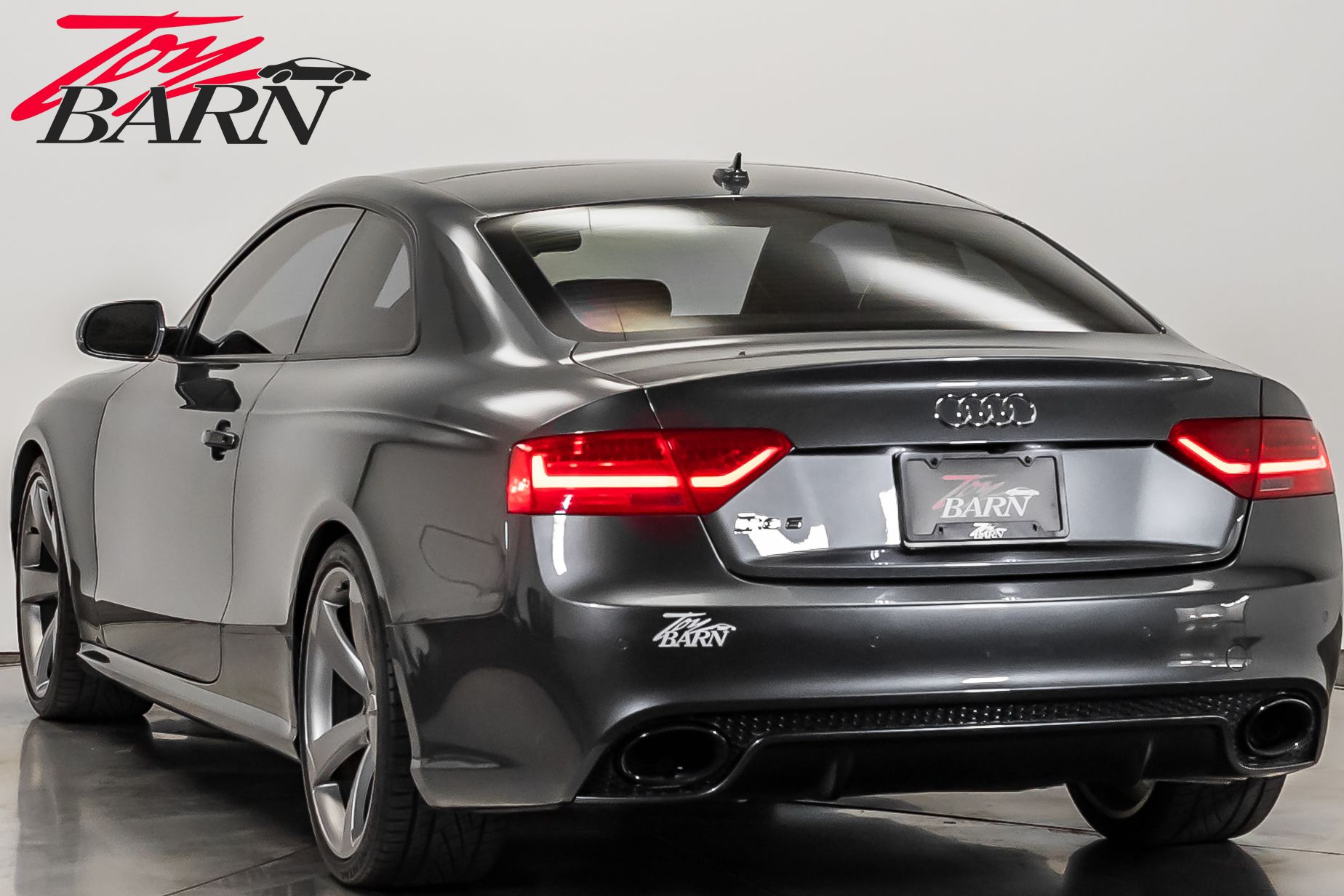 2013 Audi RS 5 photo 2