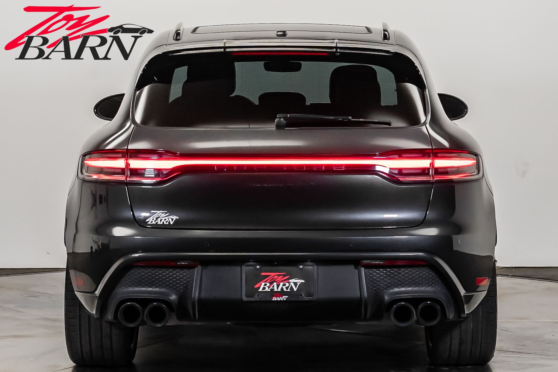 2023 Porsche Macan GTS photo 2