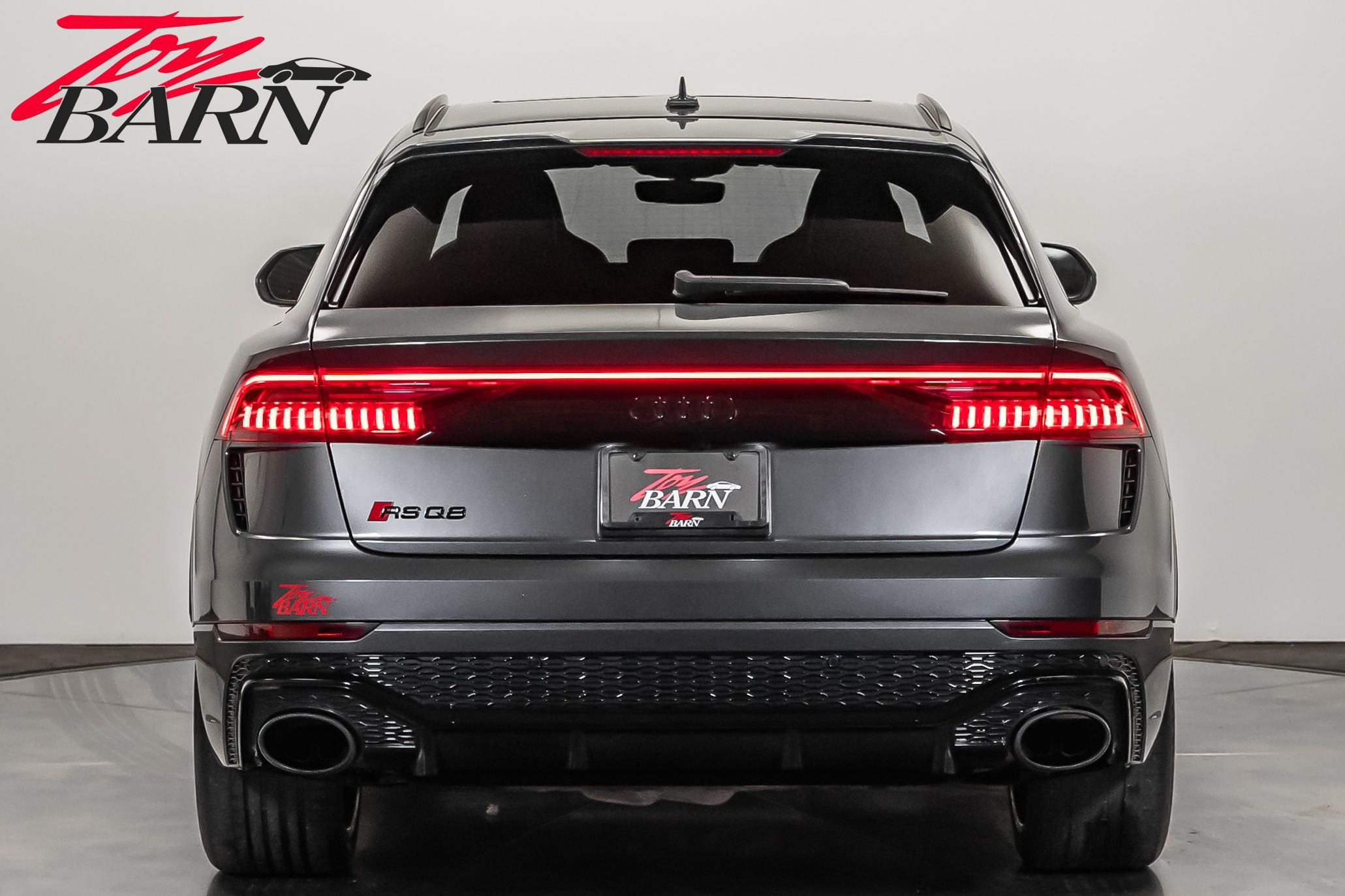 2022 Audi RS Q8 photo 4