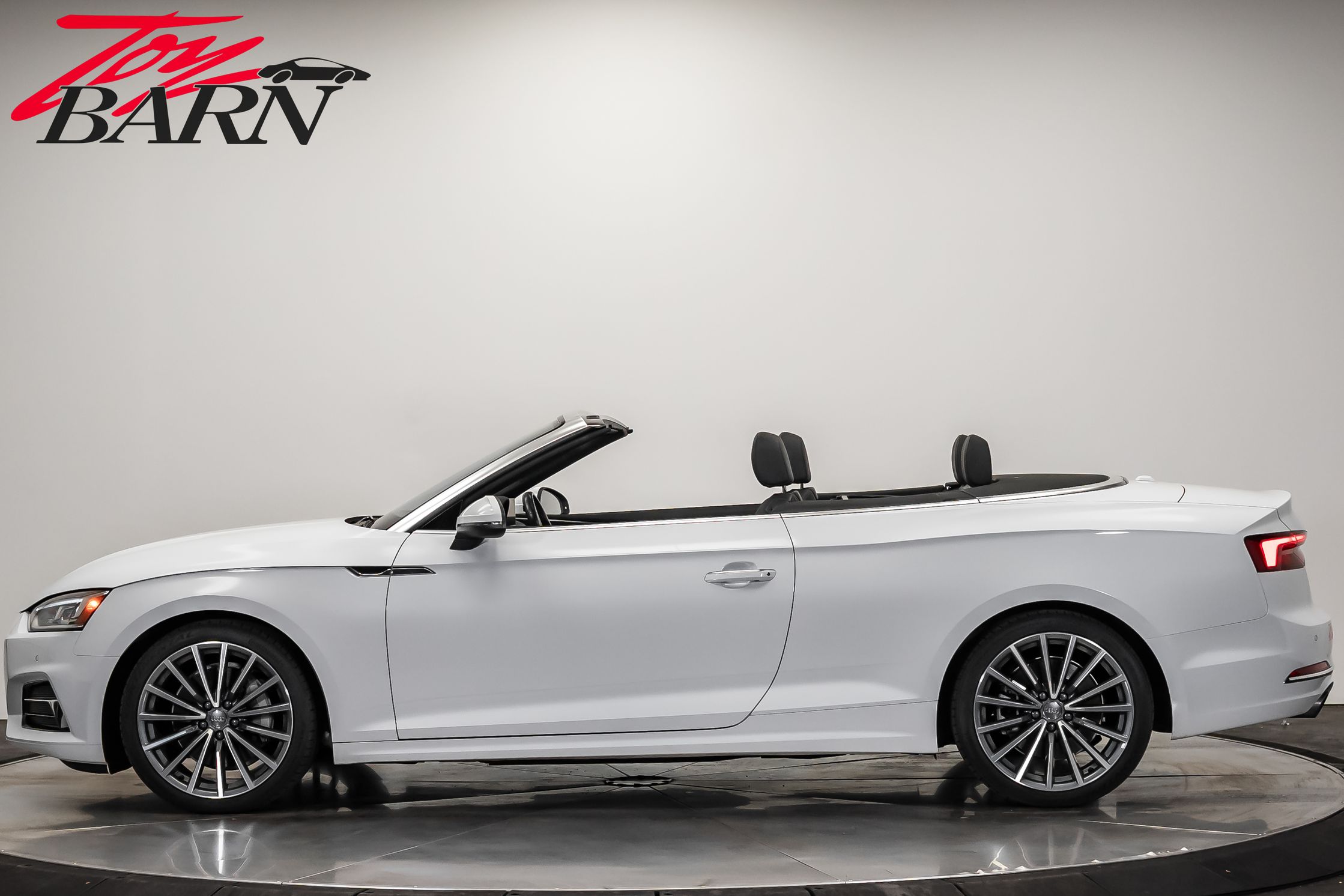 2018 Audi A5 2.0T Premium Plus Cabriolet photo 2