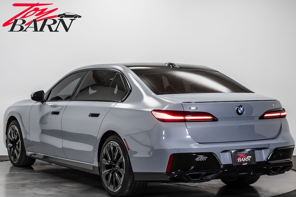 Used 2023 BMW 760i xDrive M Sport $123K MSRP! Sedan