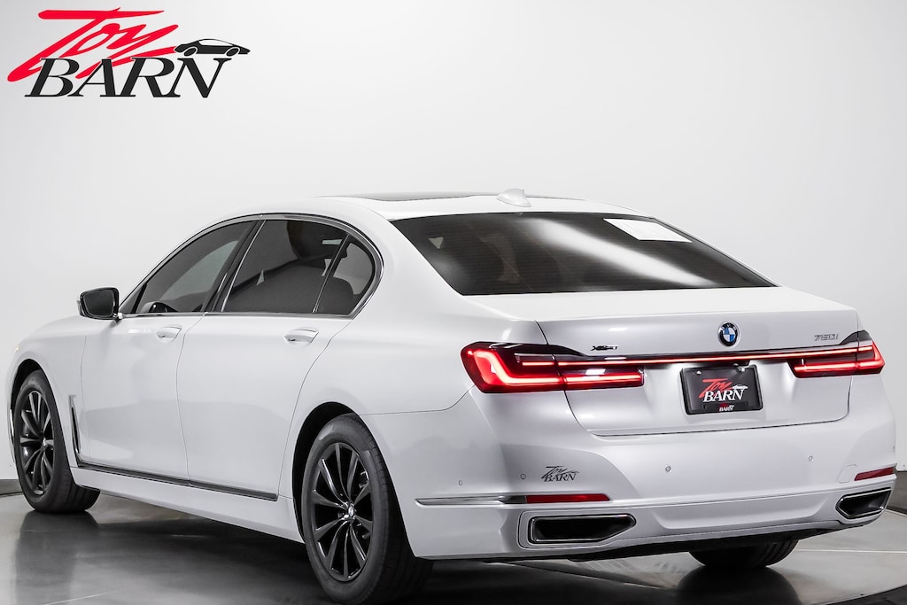 Used 2022 BMW 750i xDrive $107K MSRP! Sedan