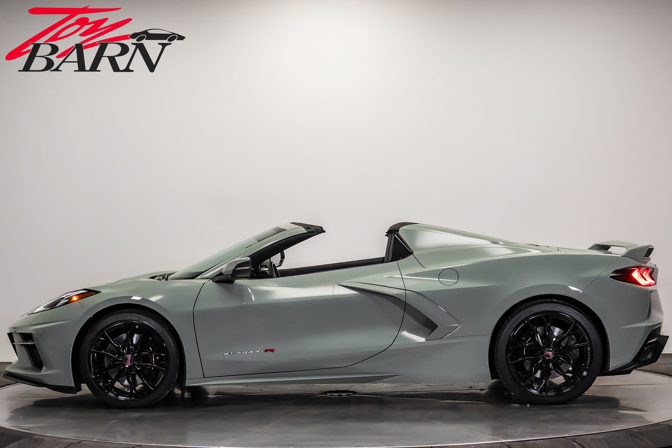 2024 Chevrolet Corvette Stingray Z51 2LT photo 2