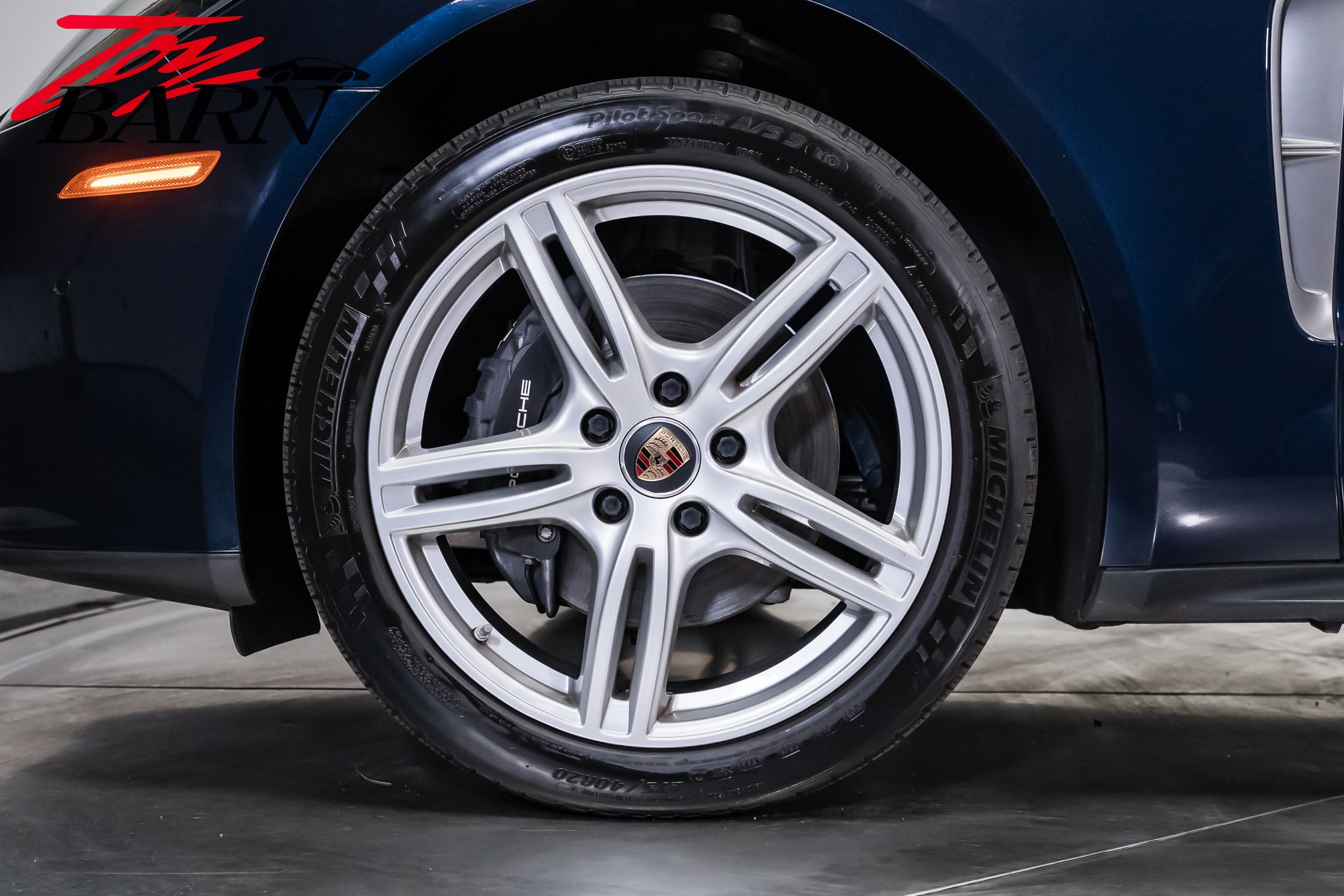 2022 Porsche Panamera Platinum Edition - Photo 17
