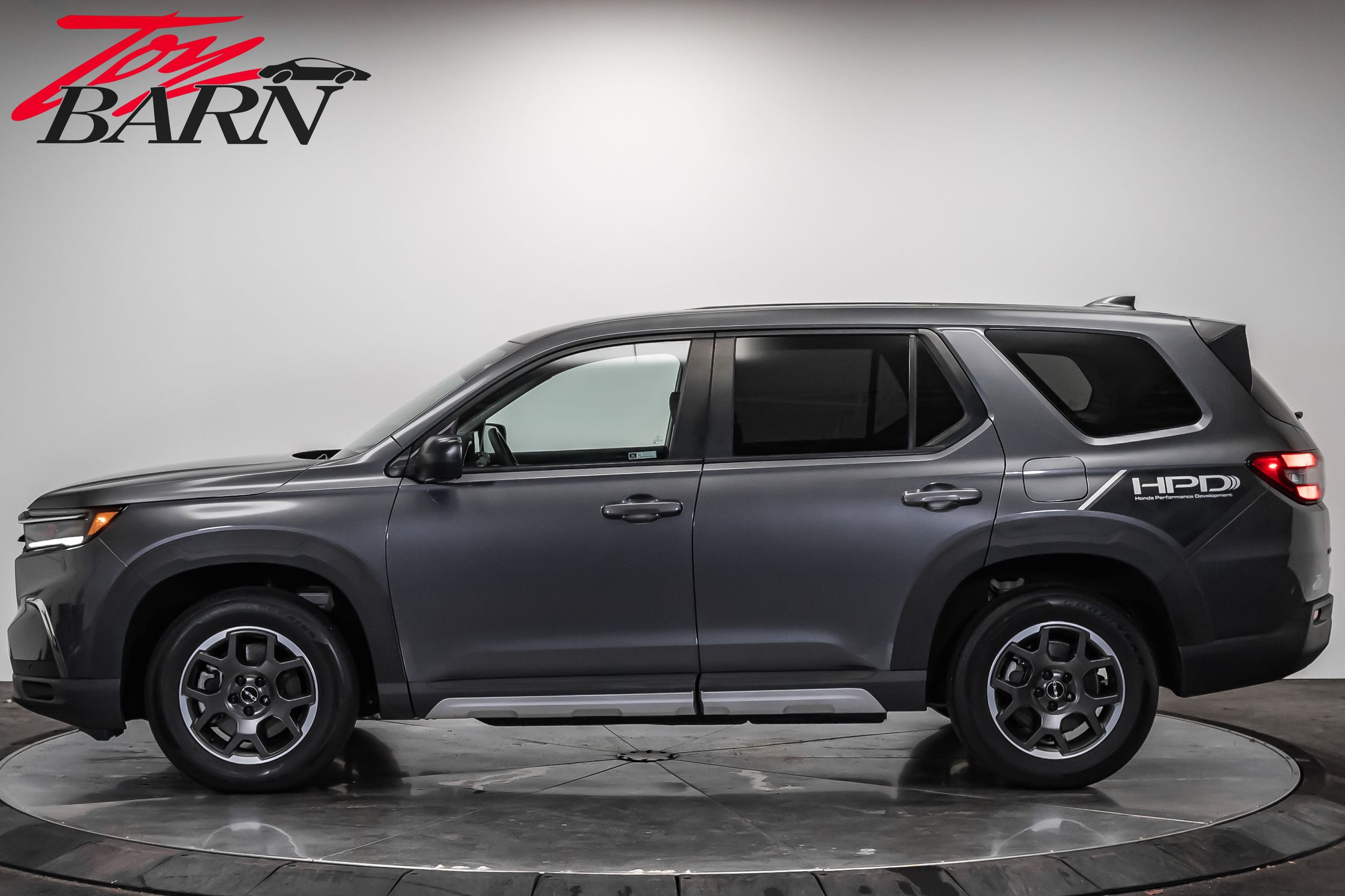 2023 Honda Pilot LX photo 2